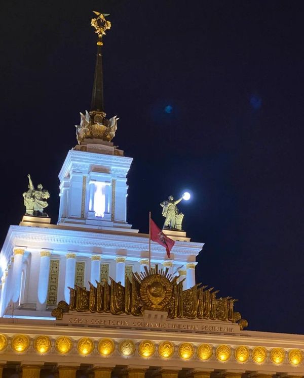 ВДНХ. Выставка Россия. Безопасность.